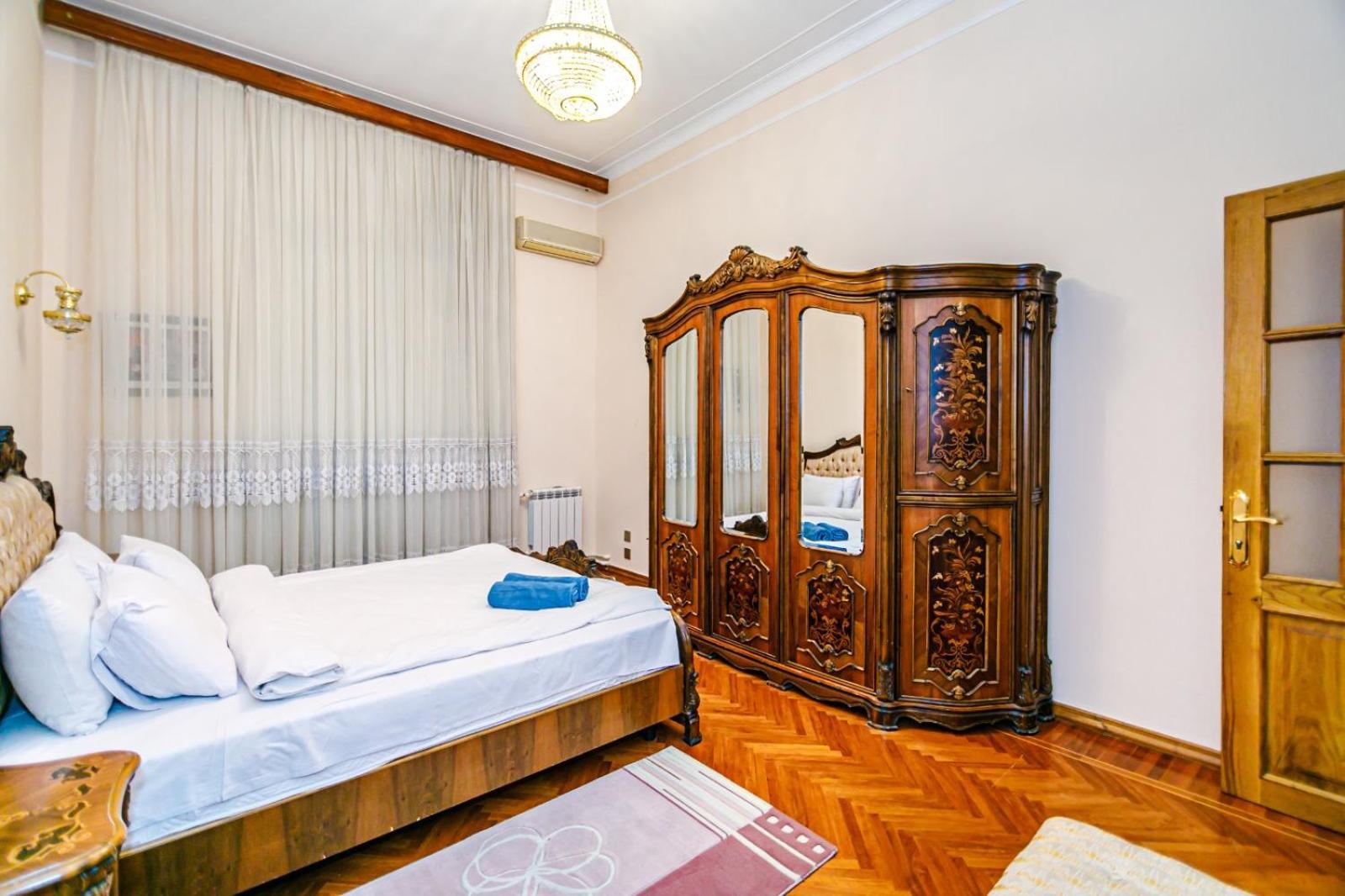 M Estate Targovi 2 room LUX HOME Bakú Exterior foto
