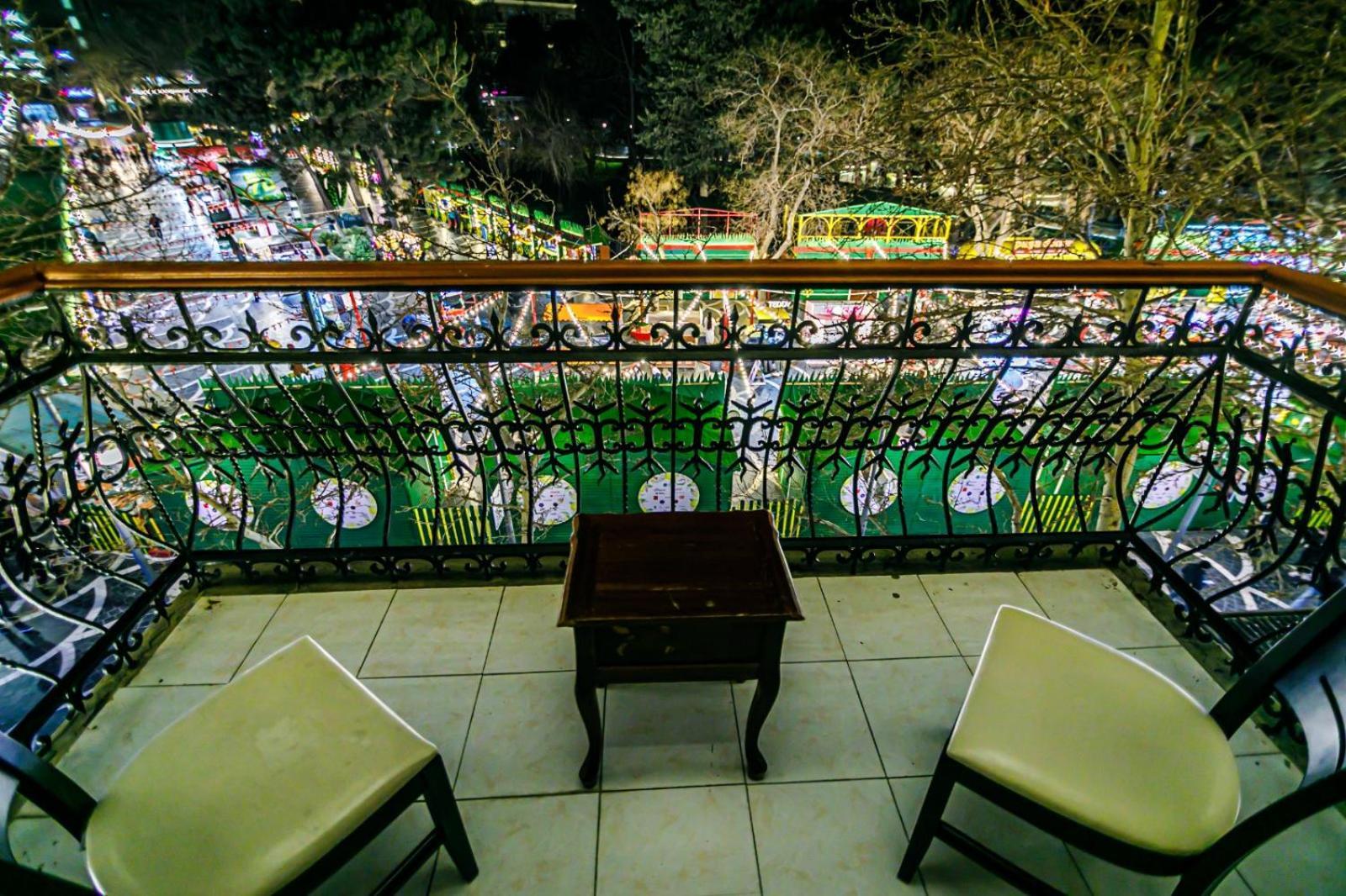 M Estate Targovi 2 room LUX HOME Bakú Exterior foto