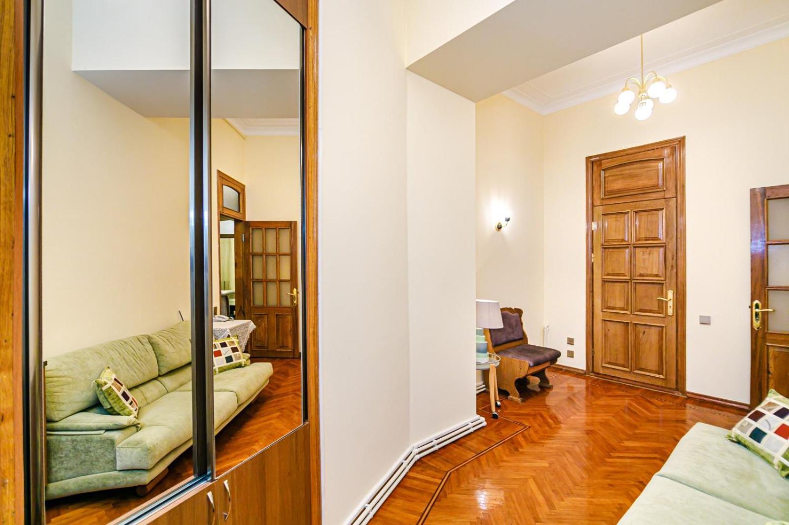 M Estate Targovi 2 room LUX HOME Bakú Exterior foto